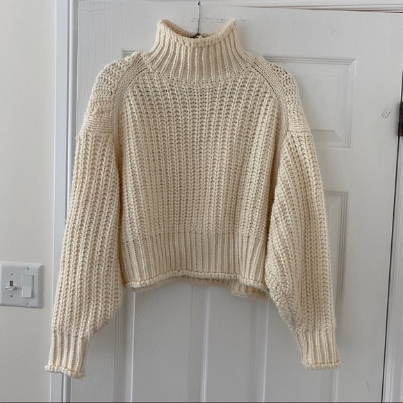 H&M Cable Knit Cream Sweater - Picture 1 of 5